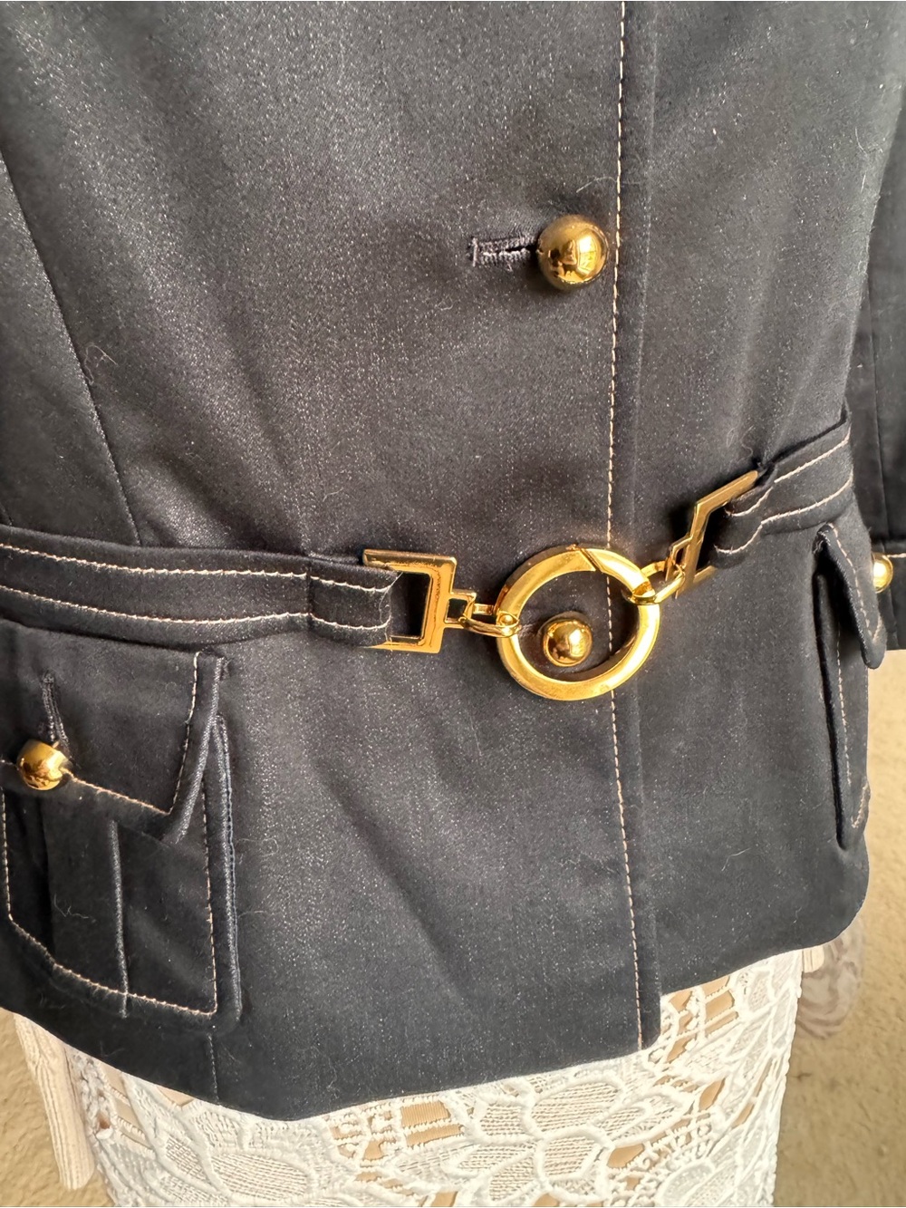 Tahari Arthur S Levine Y2K Belted Charcoal Blazer Gold Hardware Sz 10 - Picture 11 of 17